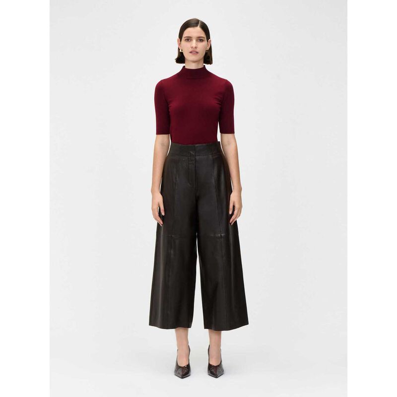 Veronika Maine Essential Short Sleeve Knit image number 2